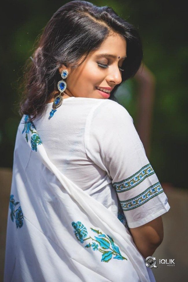 Rashmi-Gautam